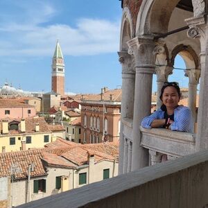 Meet your Posher, Yen